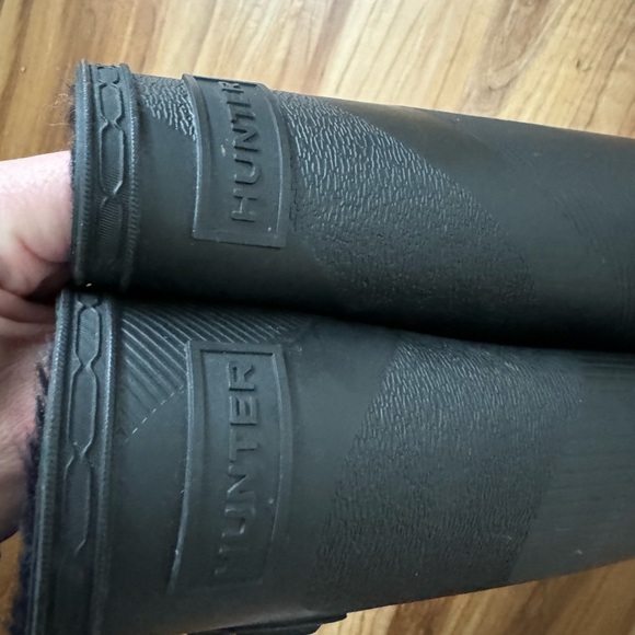Hunter Original Refined Insulated Wave Texture Tall Wellies Size 7 rain boot - Picture 9 of 16